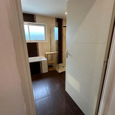 La Roseliere - Maison 3 Avec Jardin - Climatisation & Parking - A 5 Minutes De Chatelaillon-plage