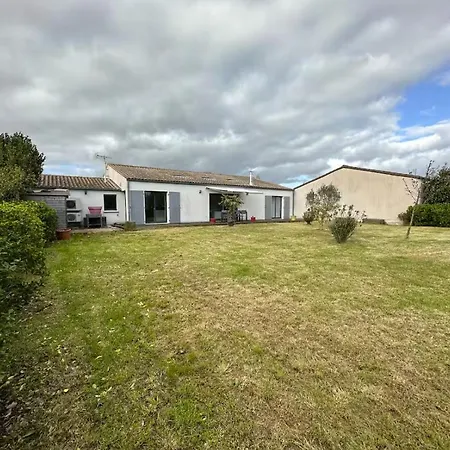 Feriehus La Roseliere - Maison 3 Avec Jardin - Climatisation & Parking - A 5 Minutes De Chatelaillon-plage *