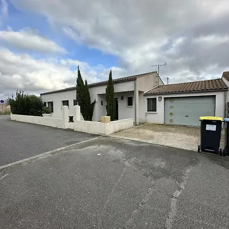 La Roseliere - Maison 3 Avec Jardin - Climatisation & Parking - A 5 Minutes De Chatelaillon-plage Feriehus